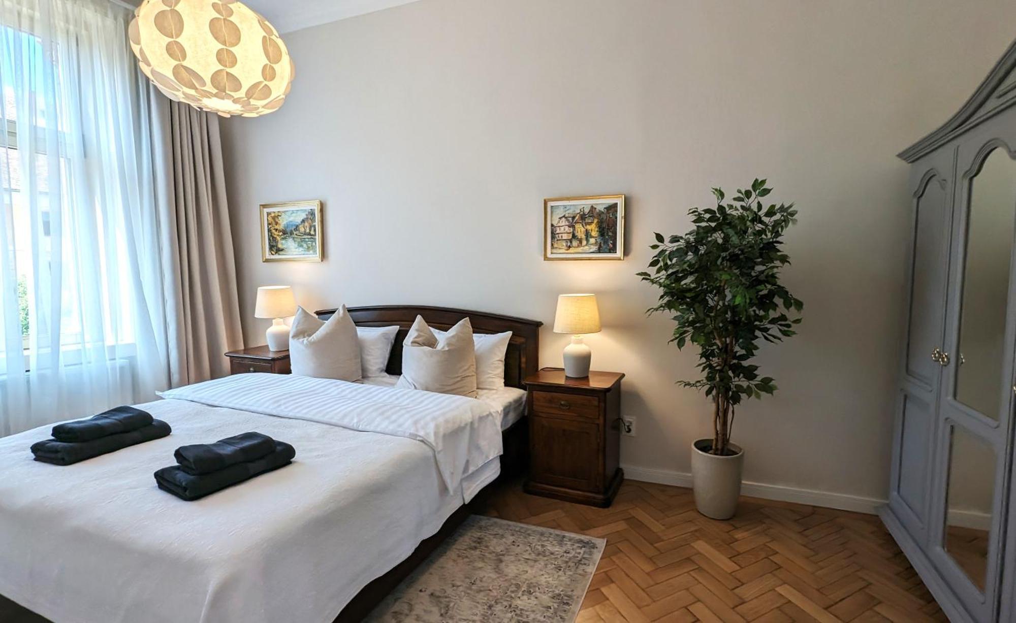 Apartment In Historic Center, Quiet Area, Ac Sibiu Ngoại thất bức ảnh