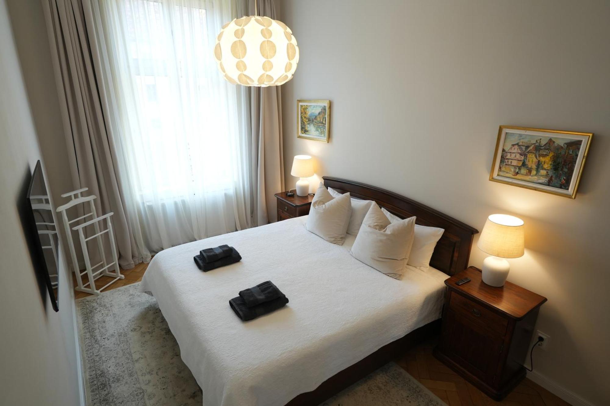 Apartment In Historic Center, Quiet Area, Ac Sibiu Ngoại thất bức ảnh