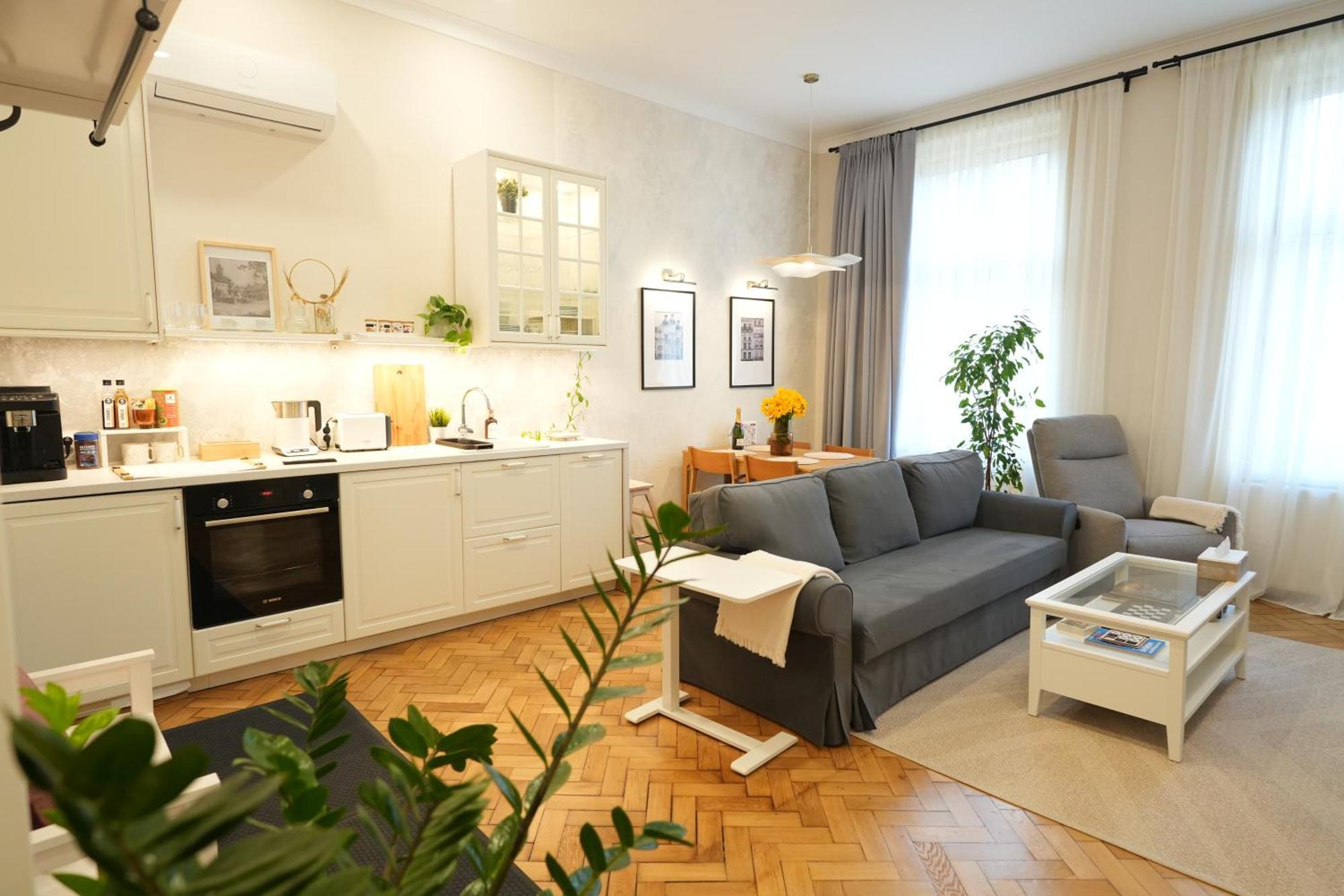 Apartment In Historic Center, Quiet Area, Ac Sibiu Ngoại thất bức ảnh