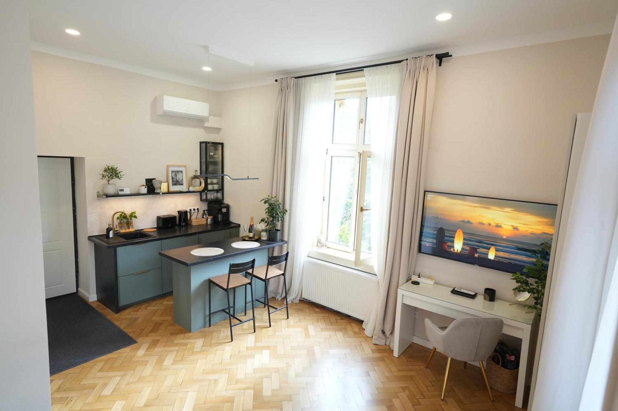 Apartment In Historic Center, Quiet Area, Ac Sibiu Ngoại thất bức ảnh