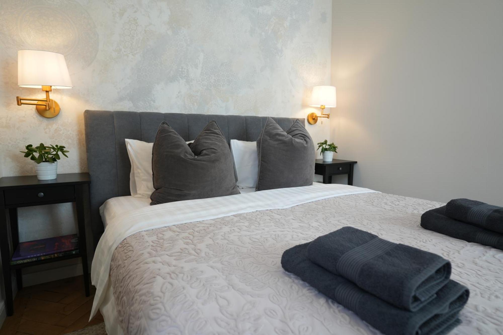 Apartment In Historic Center, Quiet Area, Ac Sibiu Ngoại thất bức ảnh